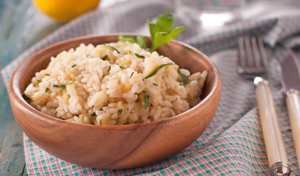 Arroz de verduras con caldo de cocido