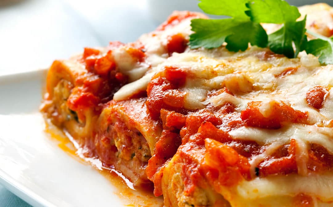 Canelones de carne y bechamel