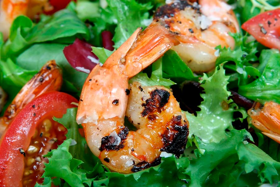 Ensalada de gambas