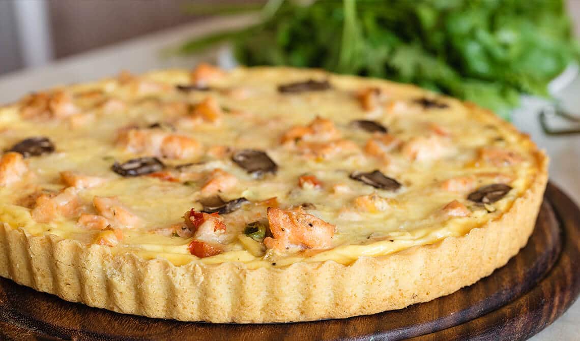 Quiche de espárragos y salmón