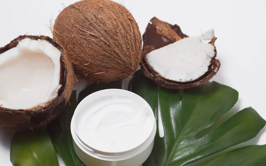 ¿Para qué sirve el aceite de coco? Usos cosméticos para el verano
